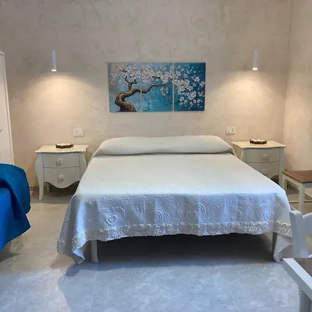 Tra Cielo E Mare - Monopoli Bed & Breakfast *