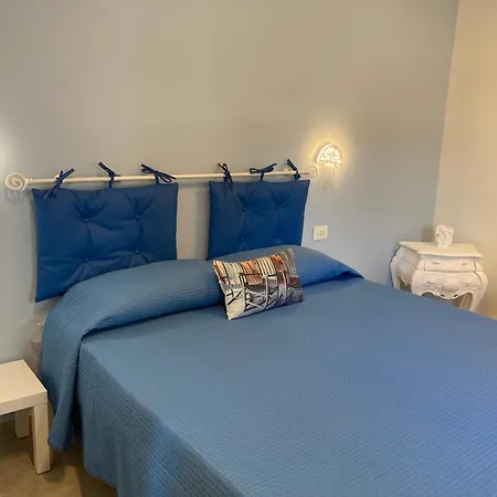 Tra Cielo E Mare - Monopoli Bed & Breakfast Impalata