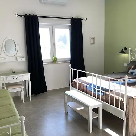 Tra Cielo E Mare - Monopoli Bed & Breakfast