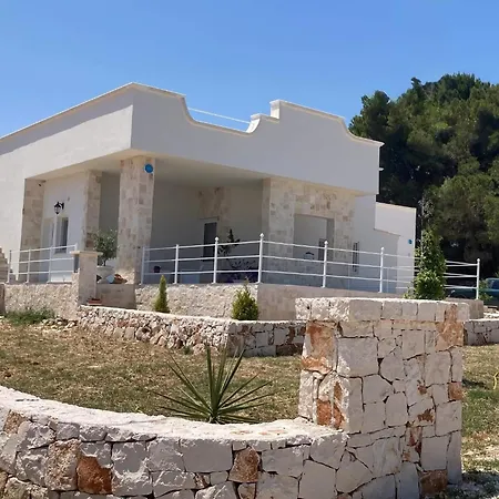 Tra Cielo E Mare - Monopoli *